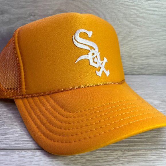 OTTO Accessories New Vintage Style Chicago White Sox Yellow Gold